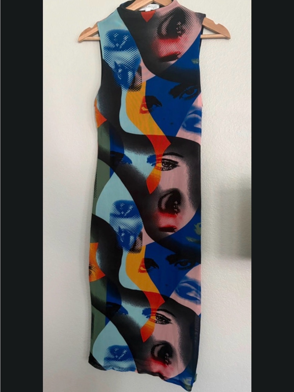 Sleeveless Abstract Pop-Art Bodycon Dress in Blue, Black & Red